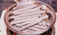 bi是什么元素(探寻bi元素的性质和特点，深入了解bi元素在化学中的作用)