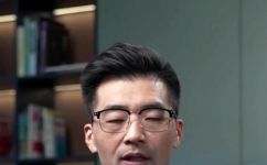 氢气燃烧的火焰是什么颜色(探秘氢气燃烧火焰的颜色：科学实验揭示真相)