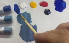 普蓝色怎么调(普蓝色调配技巧，轻松学会普蓝色调色法)