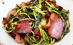 椿菜怎么炒好吃(椿菜烹饪技巧分享：让你轻松炒出美味佳肴)