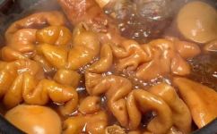 猪大肠煮多长时间能熟(如何烹饪猪大肠才能完美熟透？煮多久最佳？)