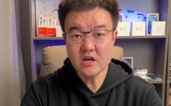 手机黑屏打不开怎么办(解决方法手机屏幕黑屏无法启动？这些措施可帮到您)