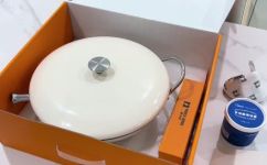 珐琅锅怎么开锅(珐琅锅开锅技巧大公开，让您轻松掌握)