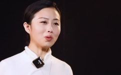 坚持自我相信自己的意思(如何坚持自我，相信自己？探讨自信与自我成长之路)