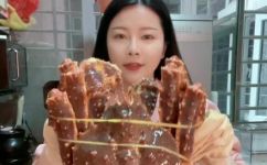 帝王蟹的做法(教你如何制作美味的帝王蟹，简单易学)